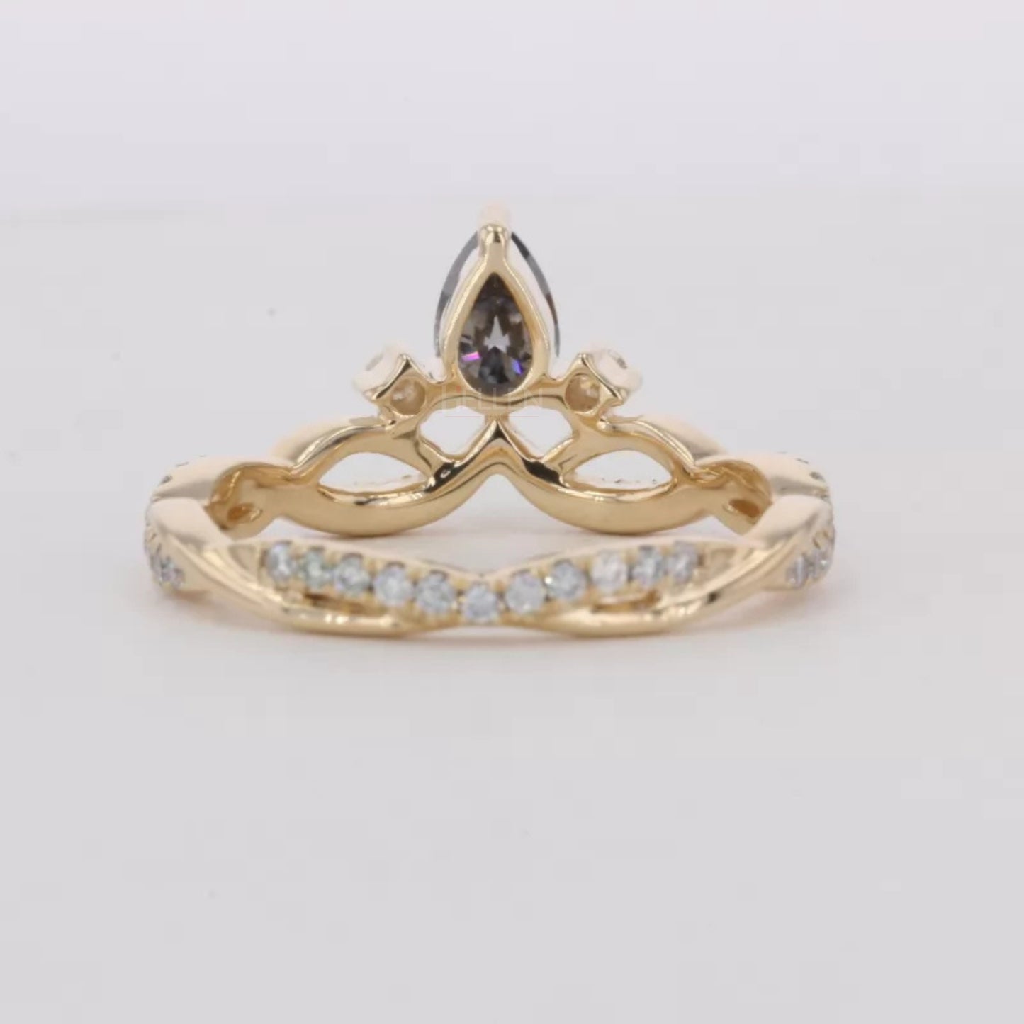 Round & Salt and Pepper Pear Cut V Curved Moissanite Wedding Band