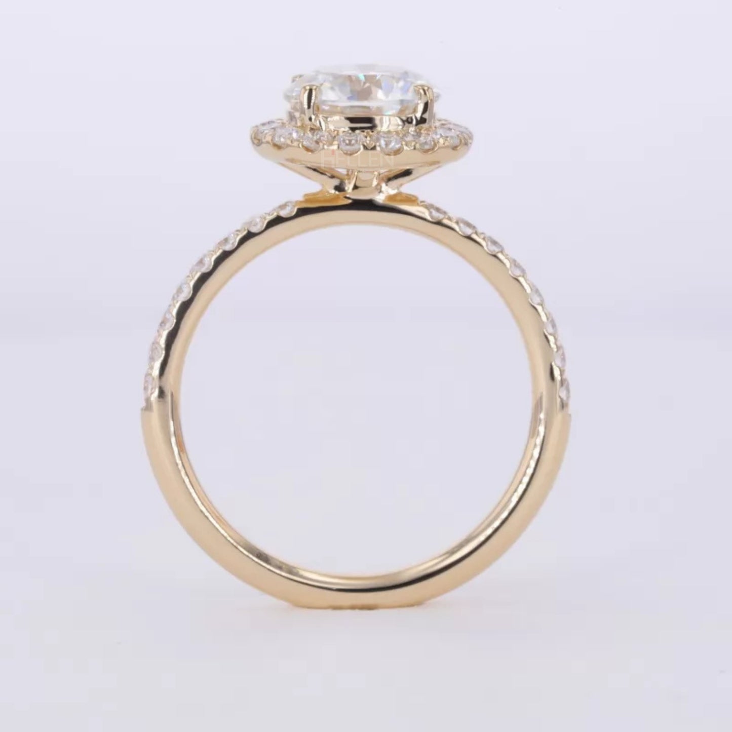 Brilliant Round Cut Solitaire Moissanite Halo Engagement Ring